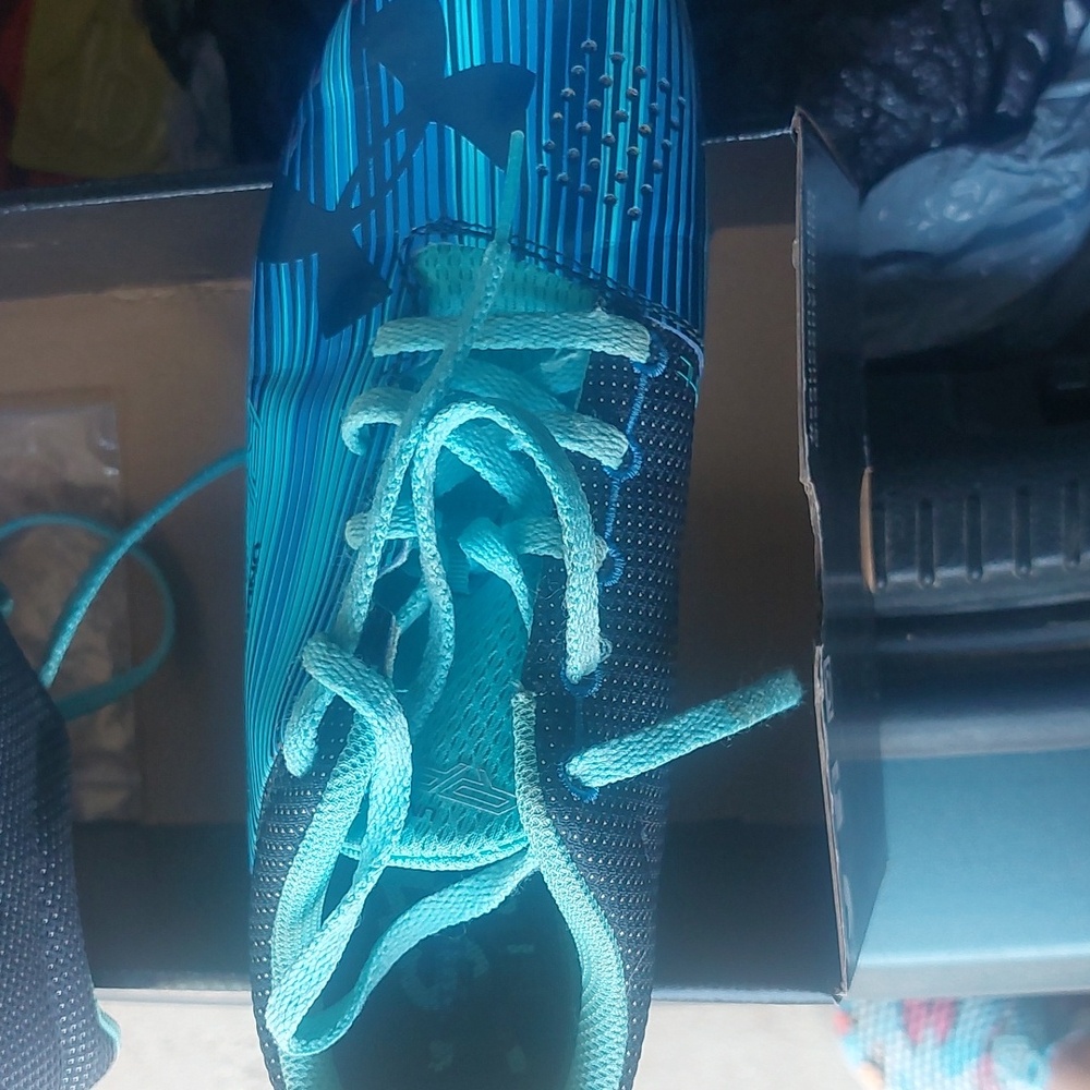 Running shoes